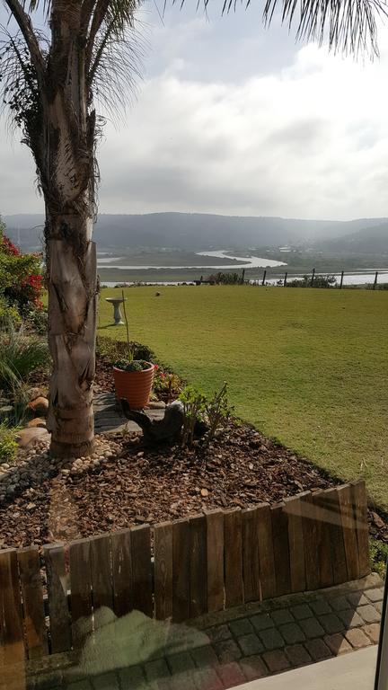 At 29 Columba Hotel Great Brak River Exterior photo